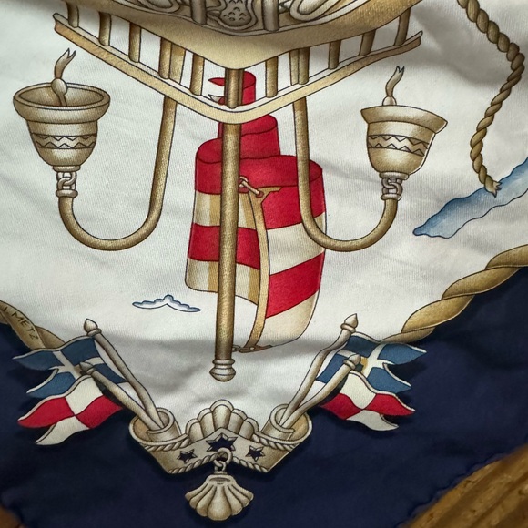 Hermes Scarf 90 "RAILING" Blue 100% Silk Scarf
35" - Picture 8 of 8